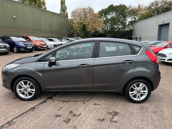 Used Ford Fiesta 2017 for sale - 76267365: Photo 7