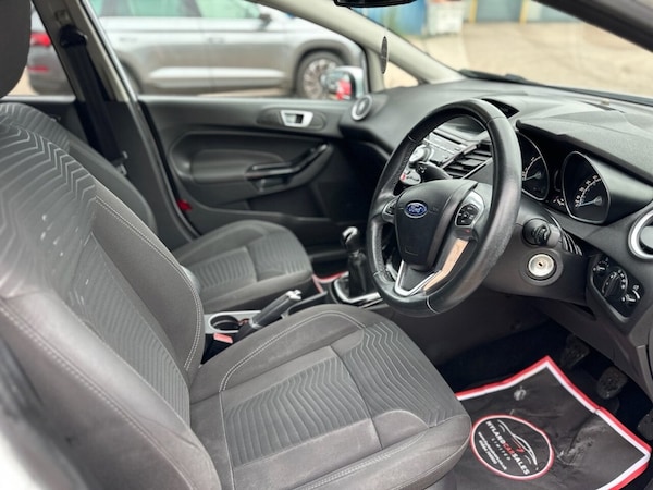 Used Ford Fiesta 2014 for sale - 76132903: Photo 20