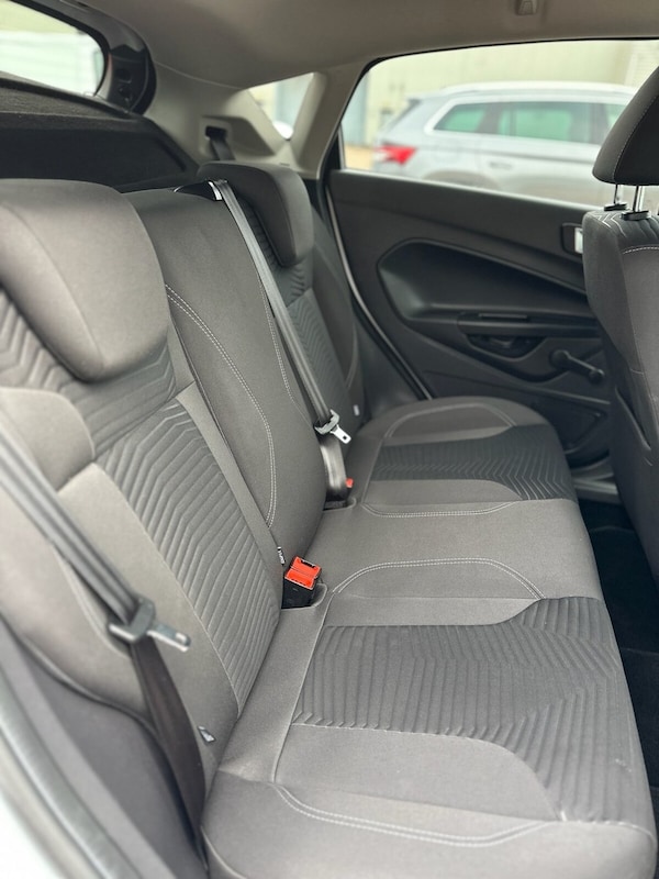 Used Ford Fiesta 2014 for sale - 76132903: Photo 33