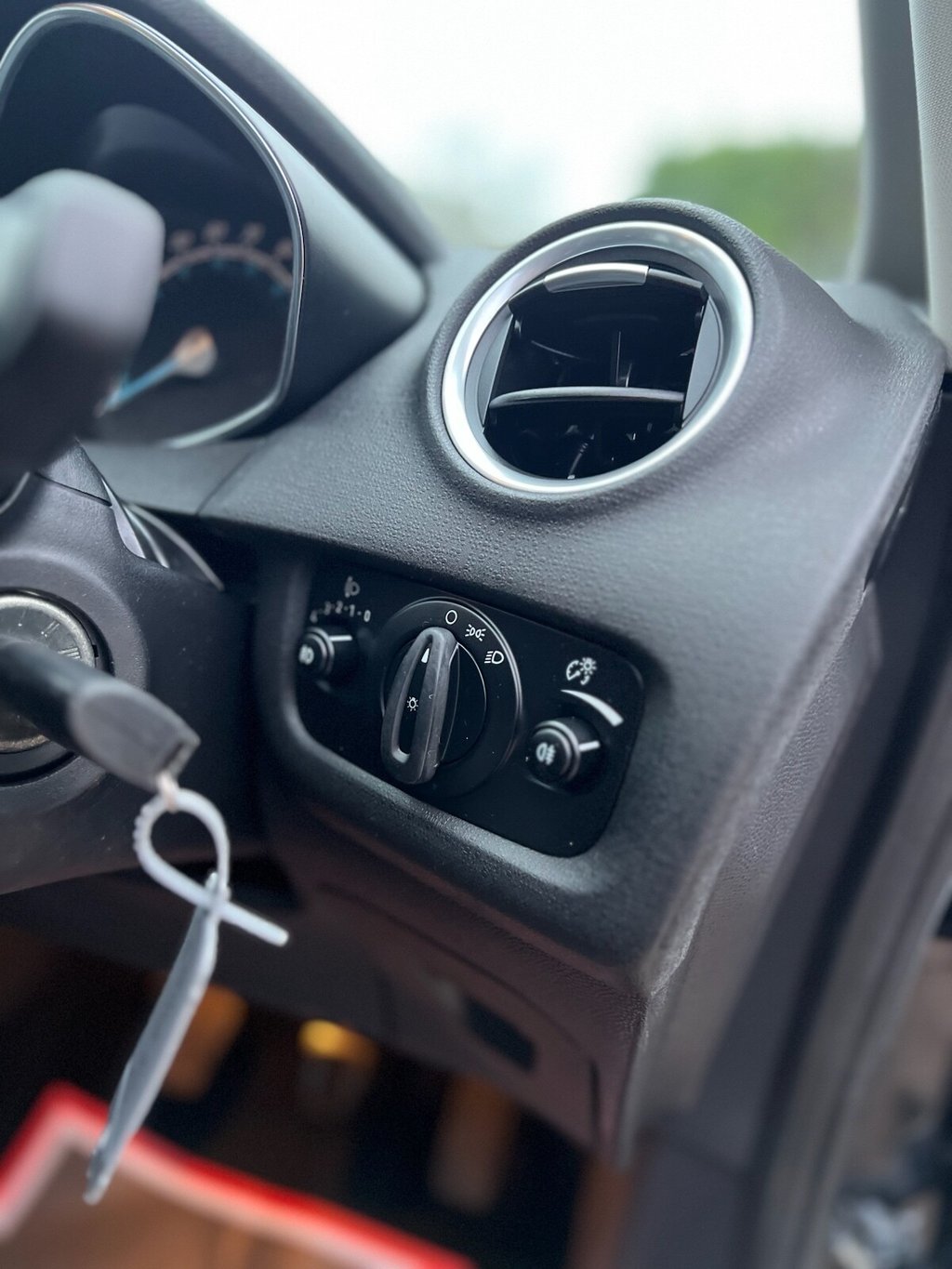 Used Ford Fiesta 2015 for sale - 77408496: Photo 31