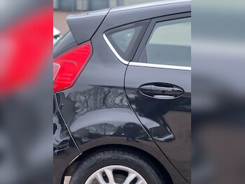 Used Ford Fiesta 2015 for sale - 77408496: Photo