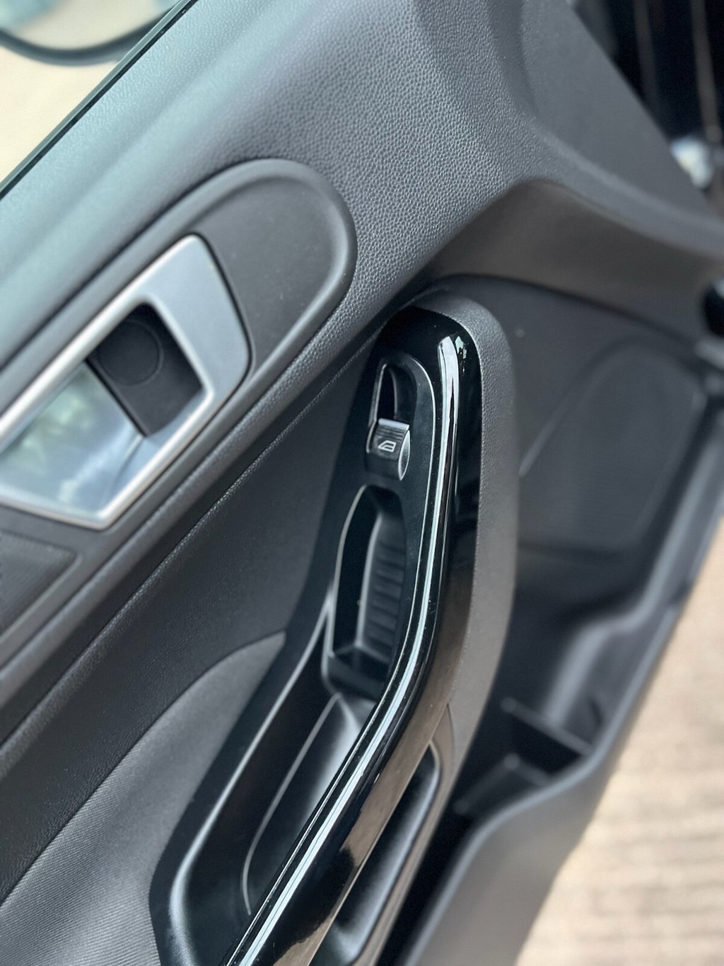 Used Ford Fiesta 2015 for sale - 77408496: Photo 41