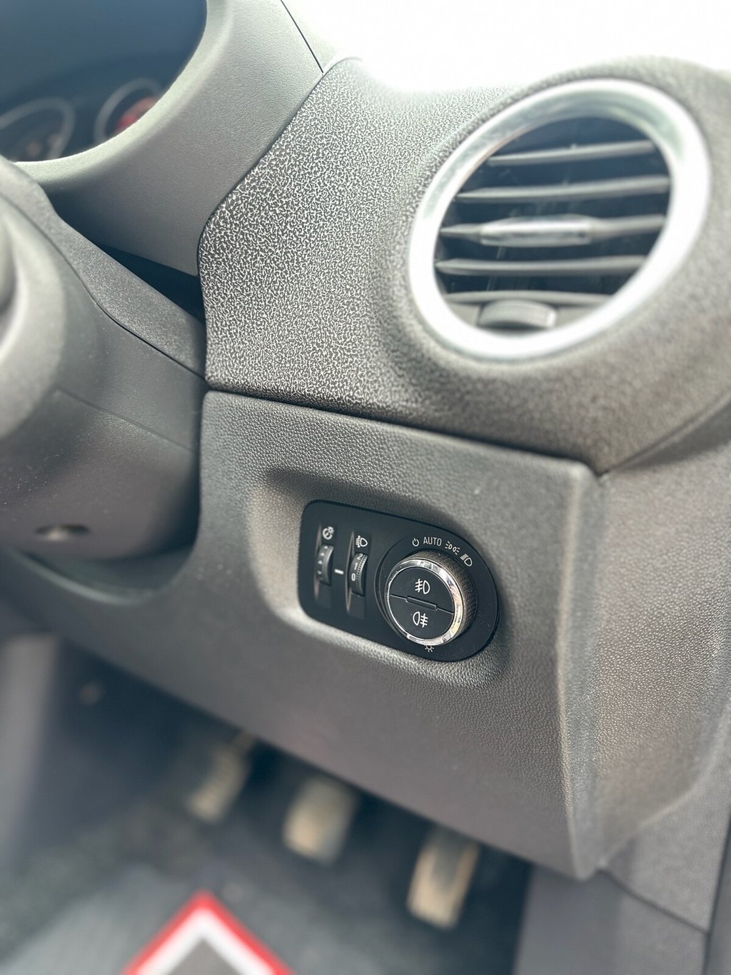 Used Vauxhall Corsa 2012 for sale - 75973855: Photo 31
