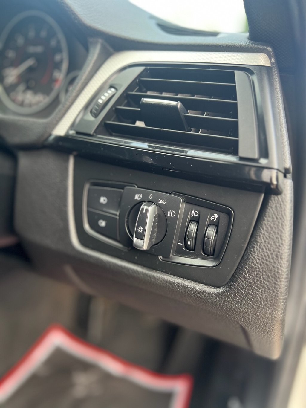 Used BMW 3 Series 2014 for sale - 75758534: Photo 31