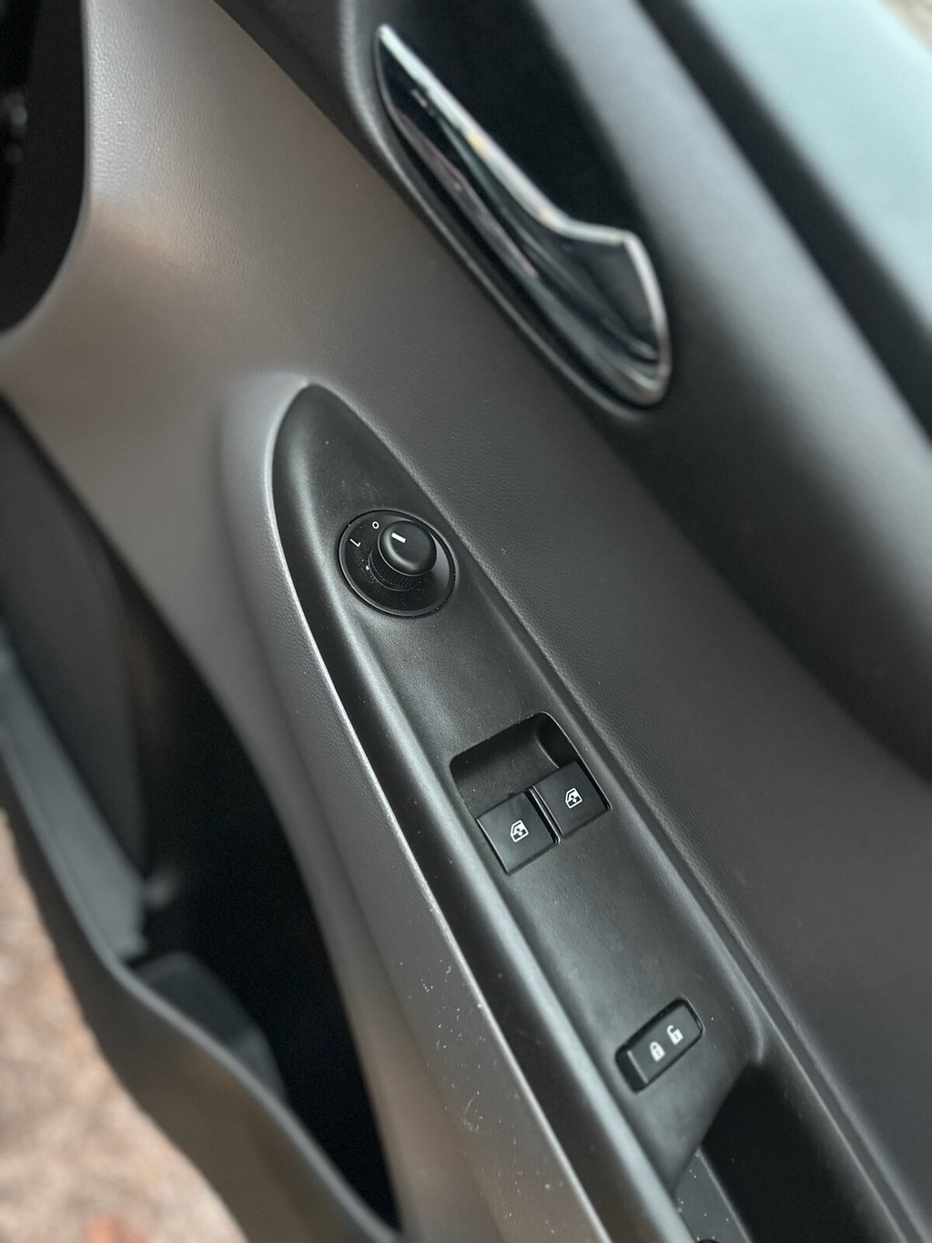 Used Vauxhall Viva 2016 for sale - 76396290: Photo 31