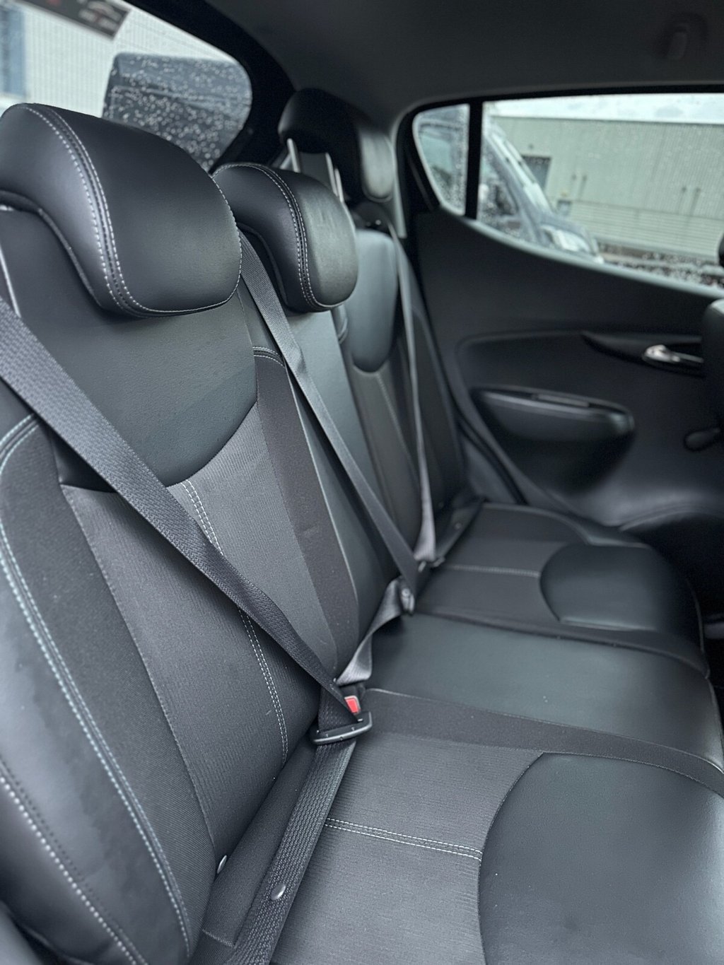 Used Vauxhall Viva 2016 for sale - 76396290: Photo 32