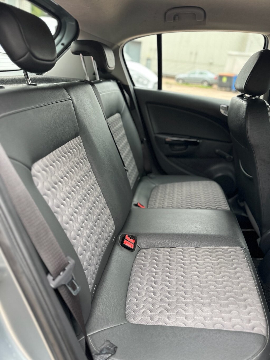 Used Vauxhall Corsa 2013 for sale - 76029334: Photo 32