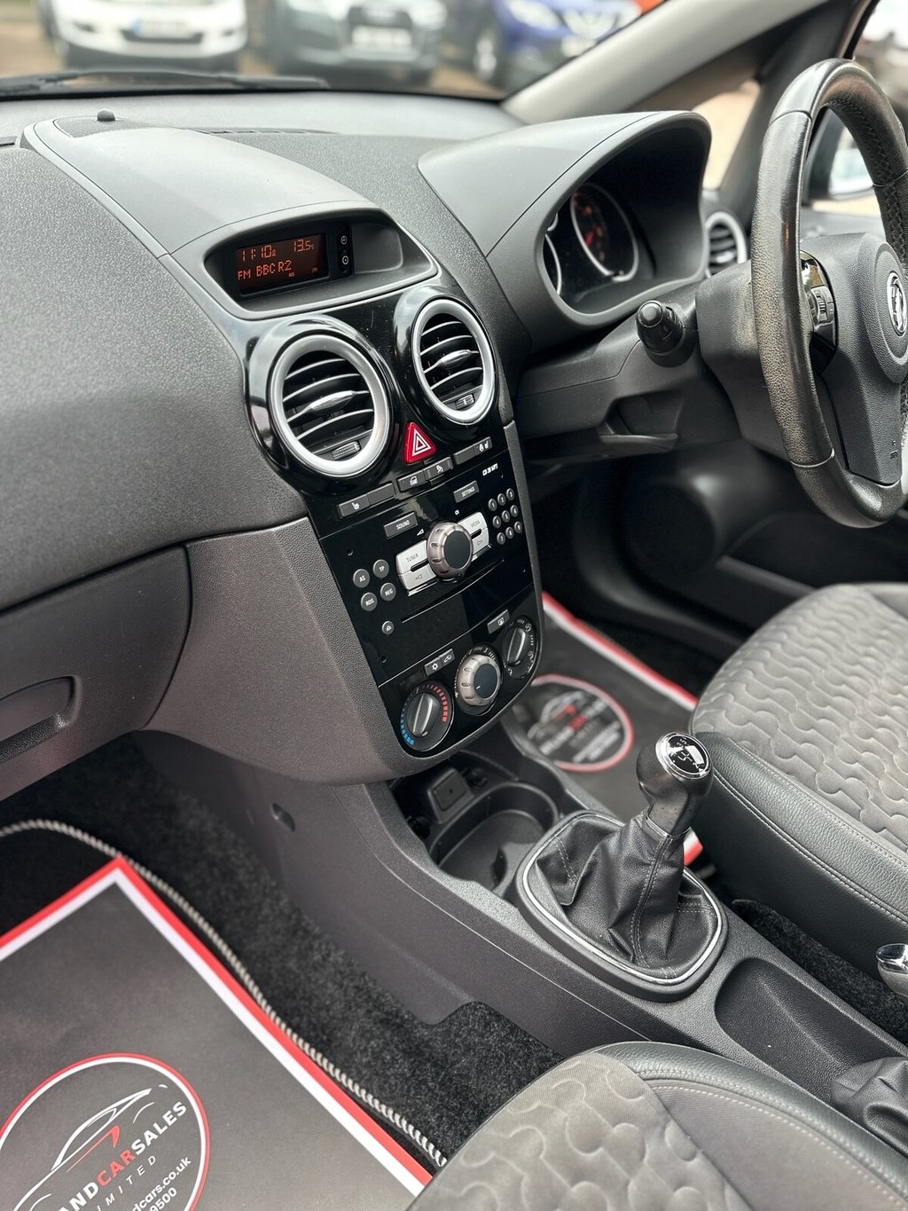 Used Vauxhall Corsa 2013 for sale - 76029334: Photo 40