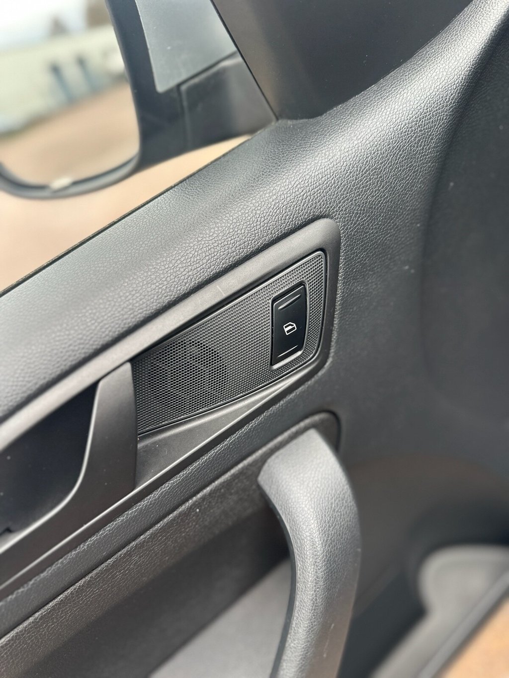 Used Skoda Yeti 2014 for sale - 76698519: Photo 42