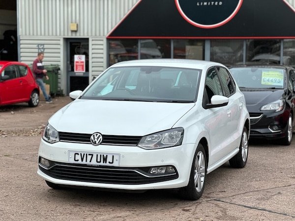 Used Volkswagen Polo 2017 for sale - 76132860: Photo 1