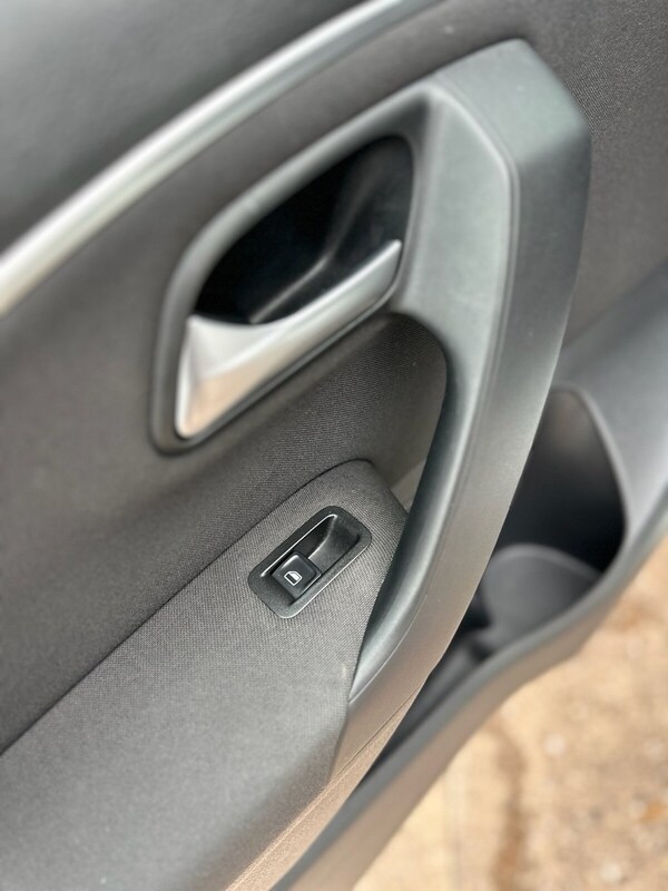 Used Volkswagen Polo 2017 for sale - 76132860: Photo 44