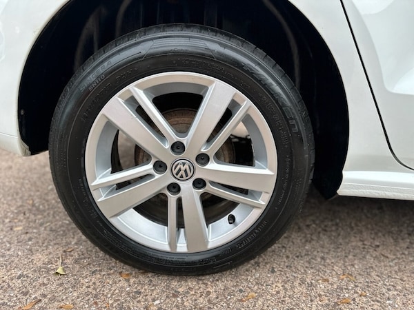 Used Volkswagen Polo 2017 for sale - 76132860: Photo 49