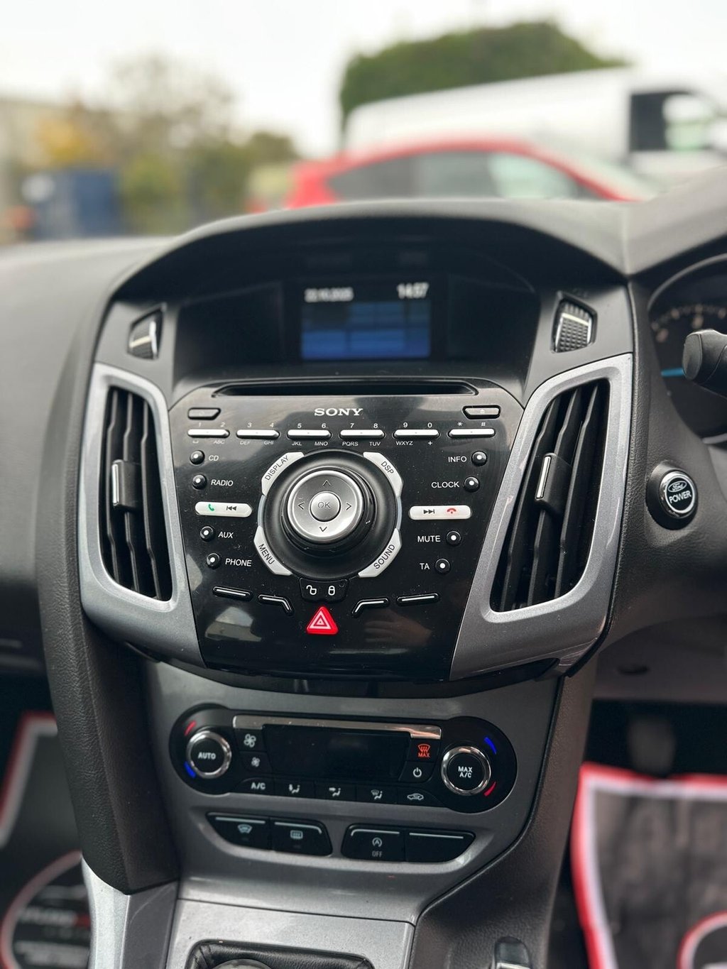 Used Ford Focus 2012 for sale - 76389864: Photo 22