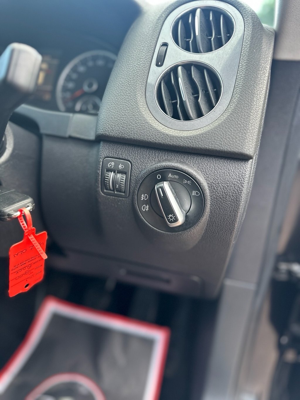 Used Volkswagen Tiguan 2012 for sale - 78153588: Photo 29