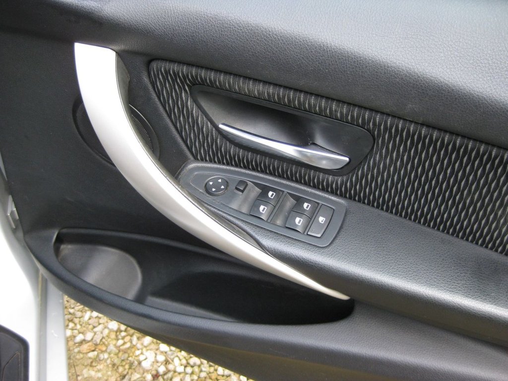 Used BMW 3 Series 2014 for sale - 76481562: Photo 21