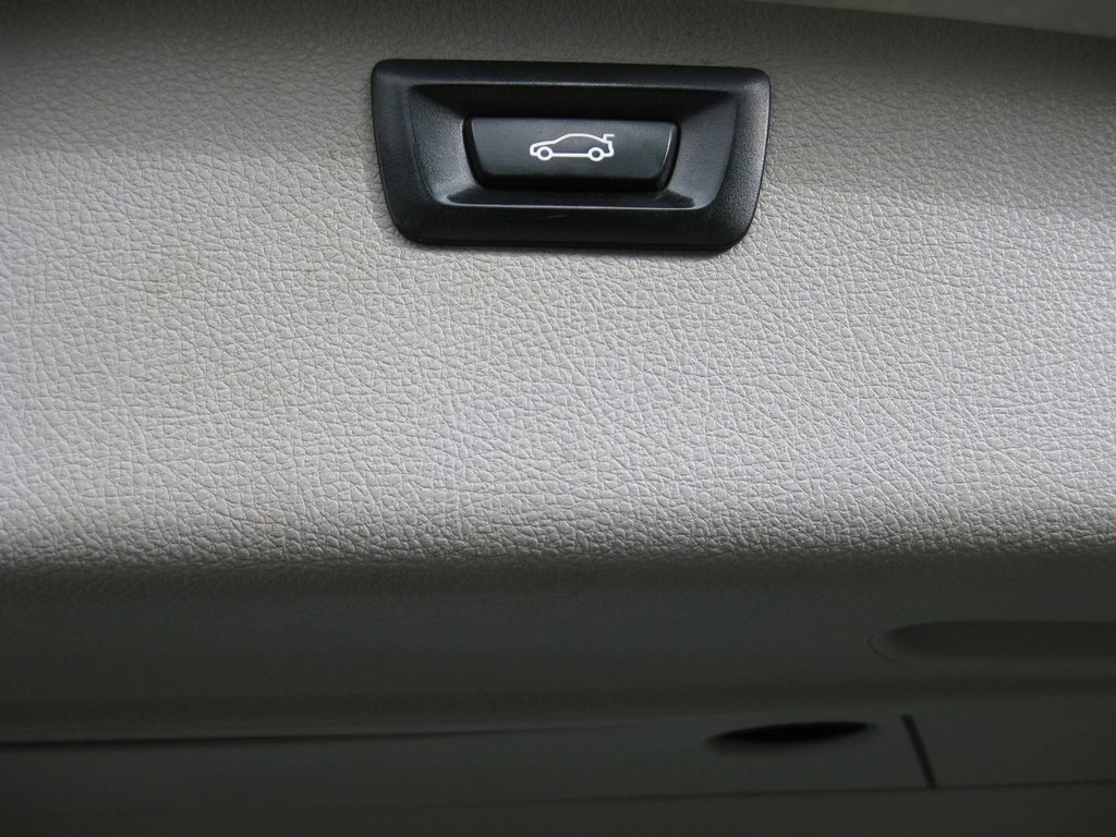 Used BMW 3 Series 2014 for sale - 76481562: Photo 35