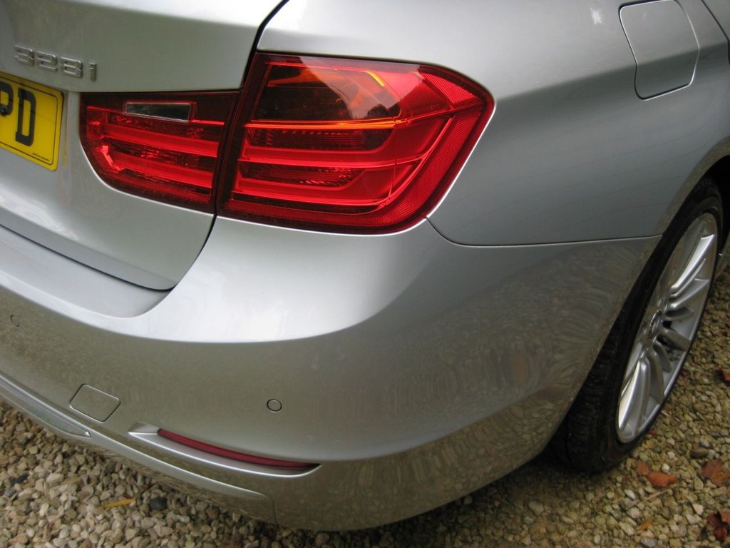 Used BMW 3 Series 2014 for sale - 76481845: Photo 11