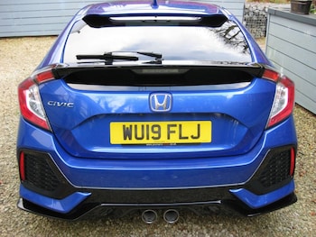 Used Honda Civic 2019 for sale - 76482089: Photo