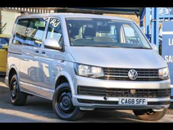 Used Volkswagen Transporter Shuttle 2018 for sale - 74675532: Photo