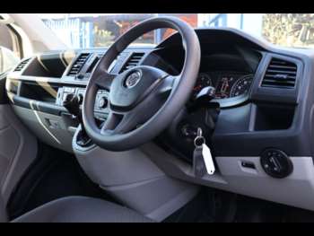 Used Volkswagen Transporter Shuttle 2018 for sale - 74675532: Photo