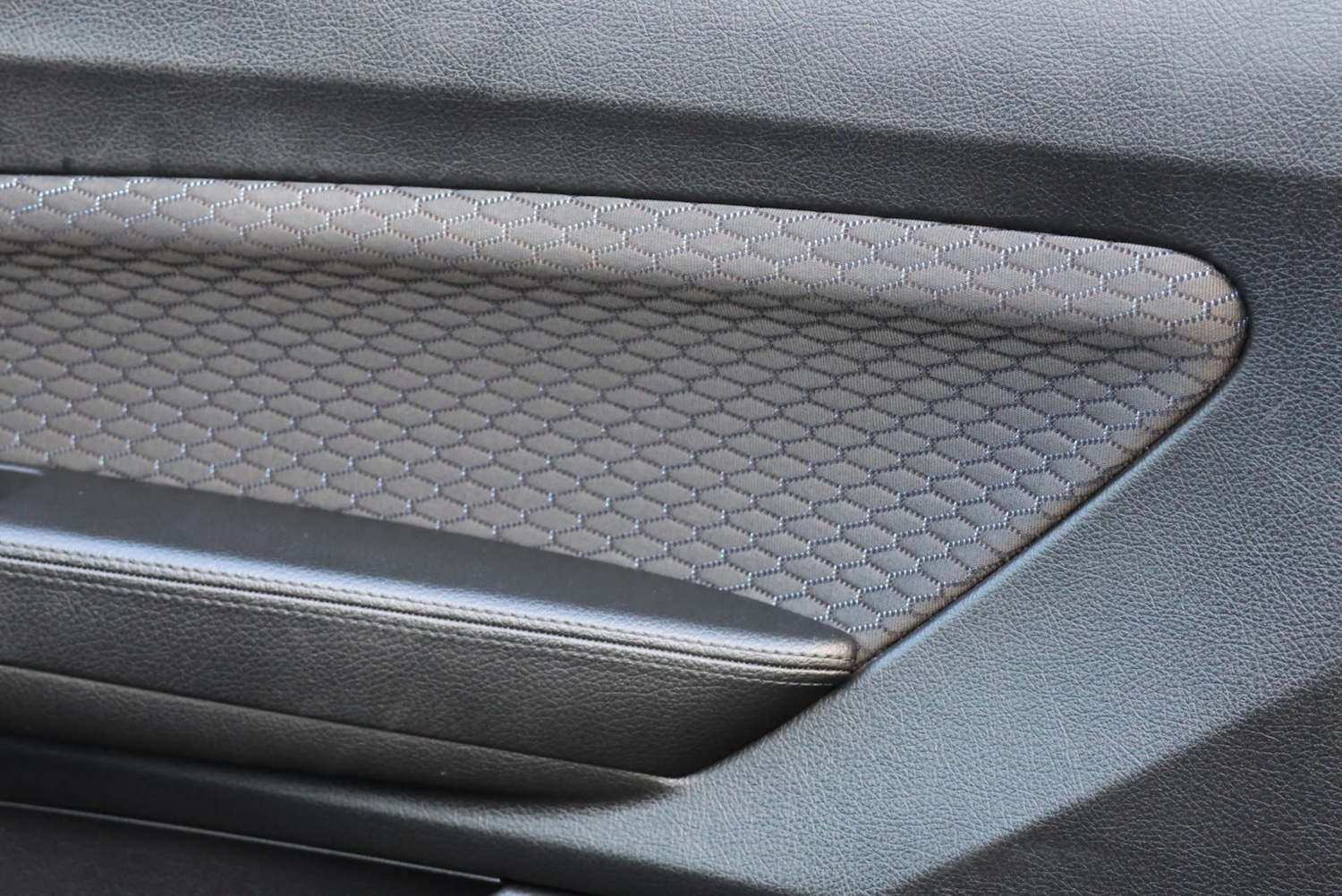 Used BMW 1 Series 2018 for sale - 76520311: Photo 23