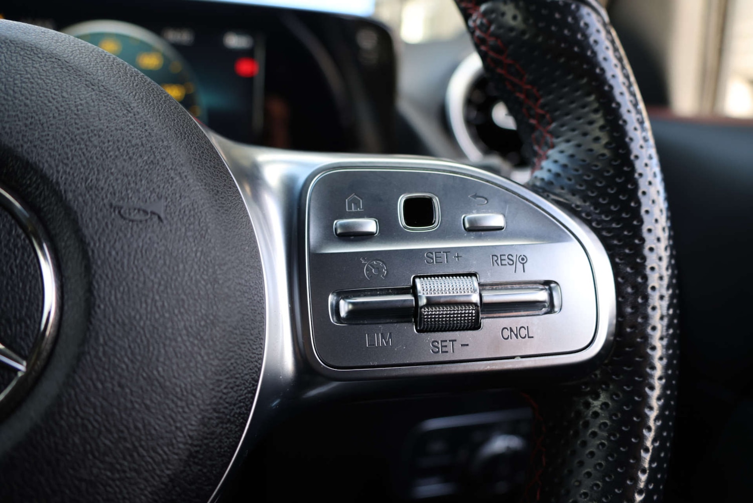 Used Mercedes-Benz GLA 2022 for sale - 77888796: Photo 16