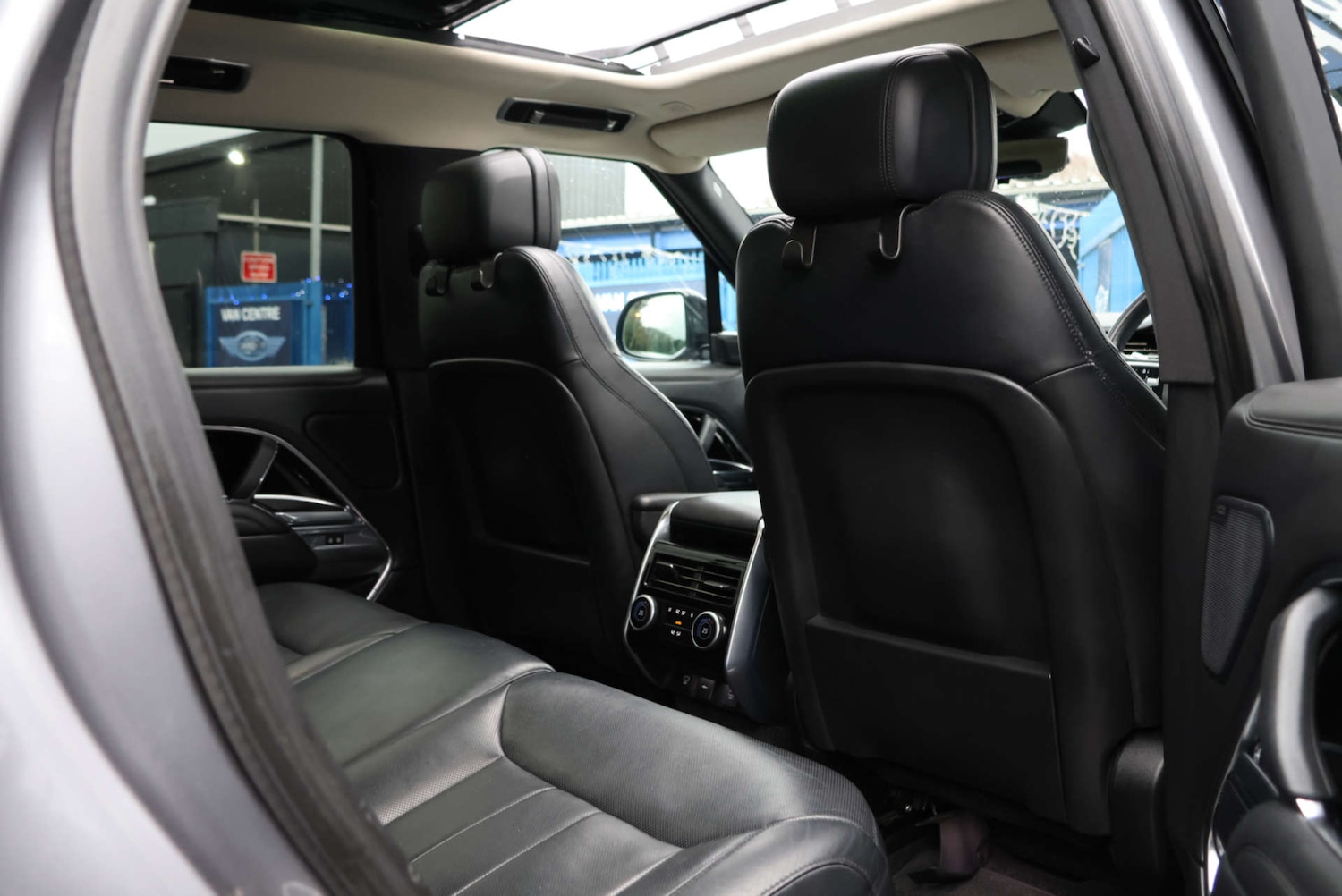 Used Land Rover Range Rover 2022 for sale - 76884373: Photo 11