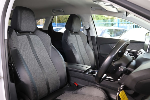 Used Peugeot 3008 2019 for sale - 76278619: Photo 5