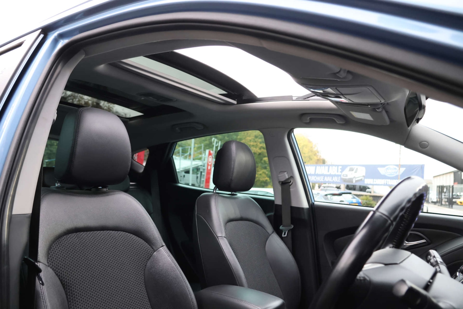 Used Hyundai Ix35 2013 for sale - 76481436: Photo 6