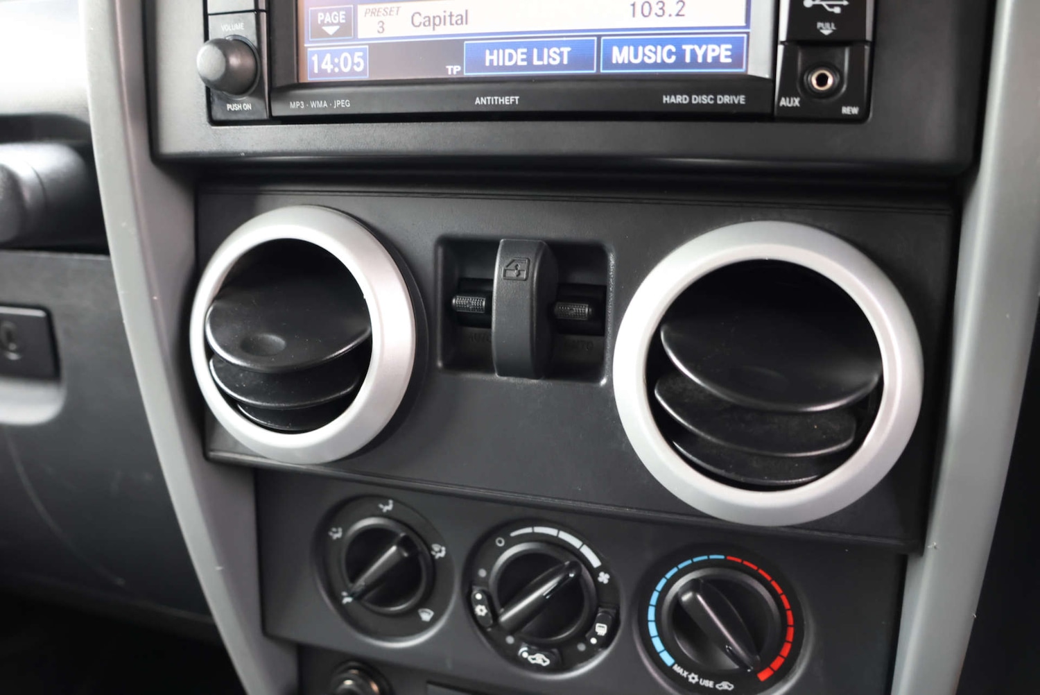 Used Jeep Wrangler 2010 for sale - 77609365: Photo 25