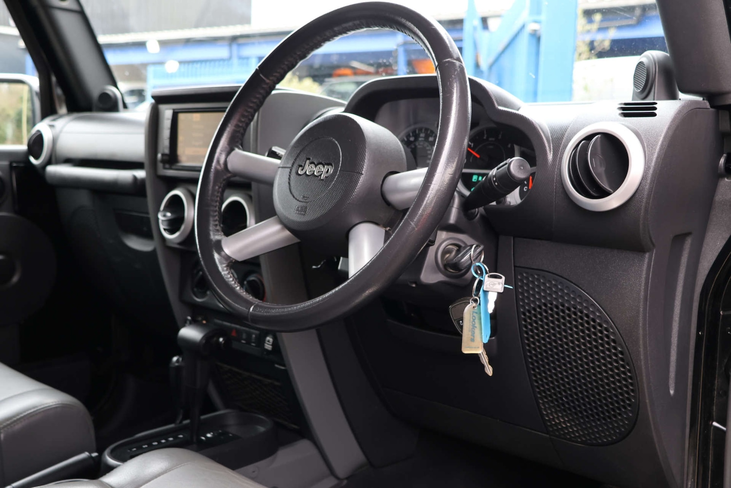 Used Jeep Wrangler 2010 for sale - 77609365: Photo 4