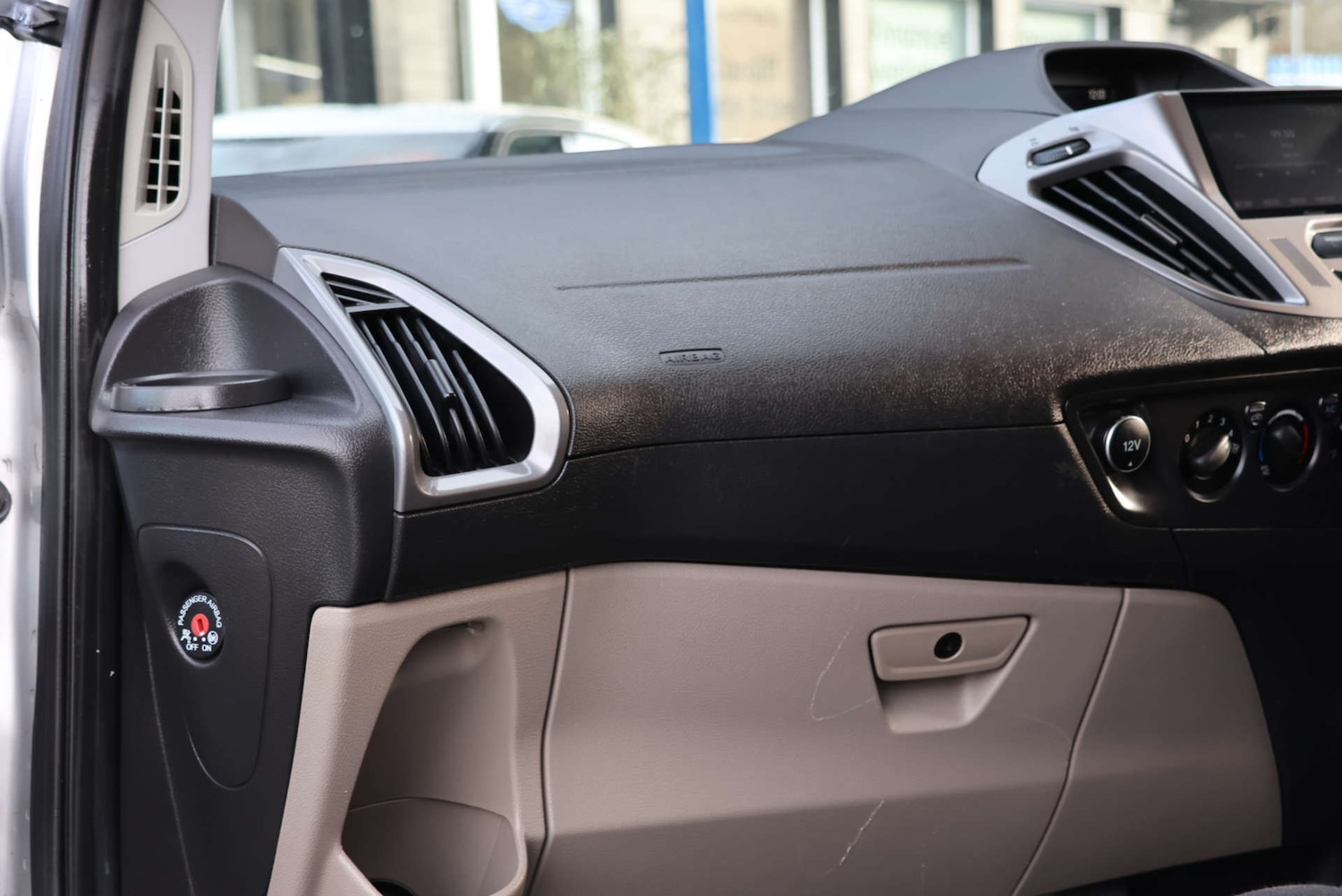 Used Ford Tourneo Custom 2017 for sale - 77569667: Photo 14