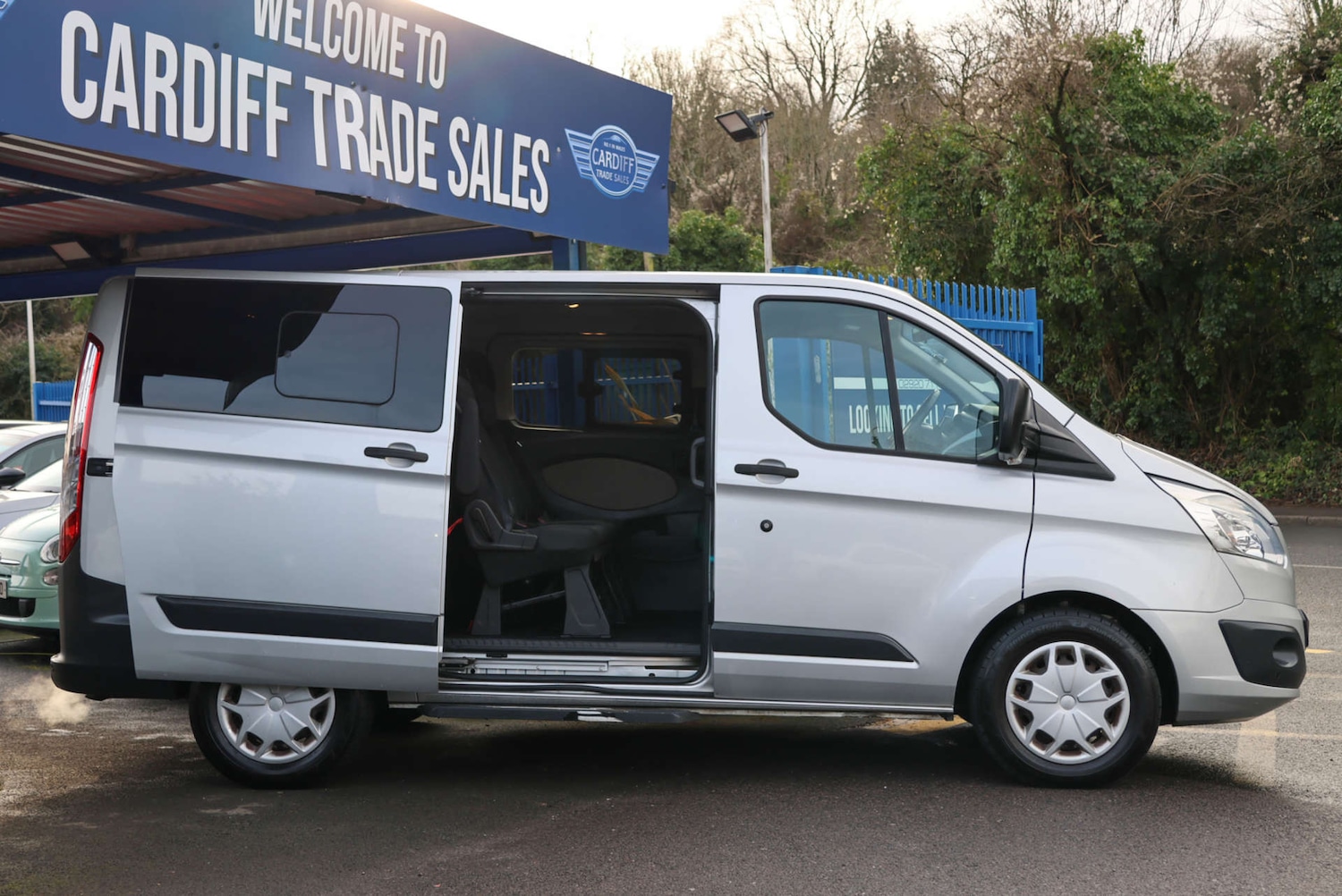 Used Ford Tourneo Custom 2017 for sale - 77569667: Photo 4