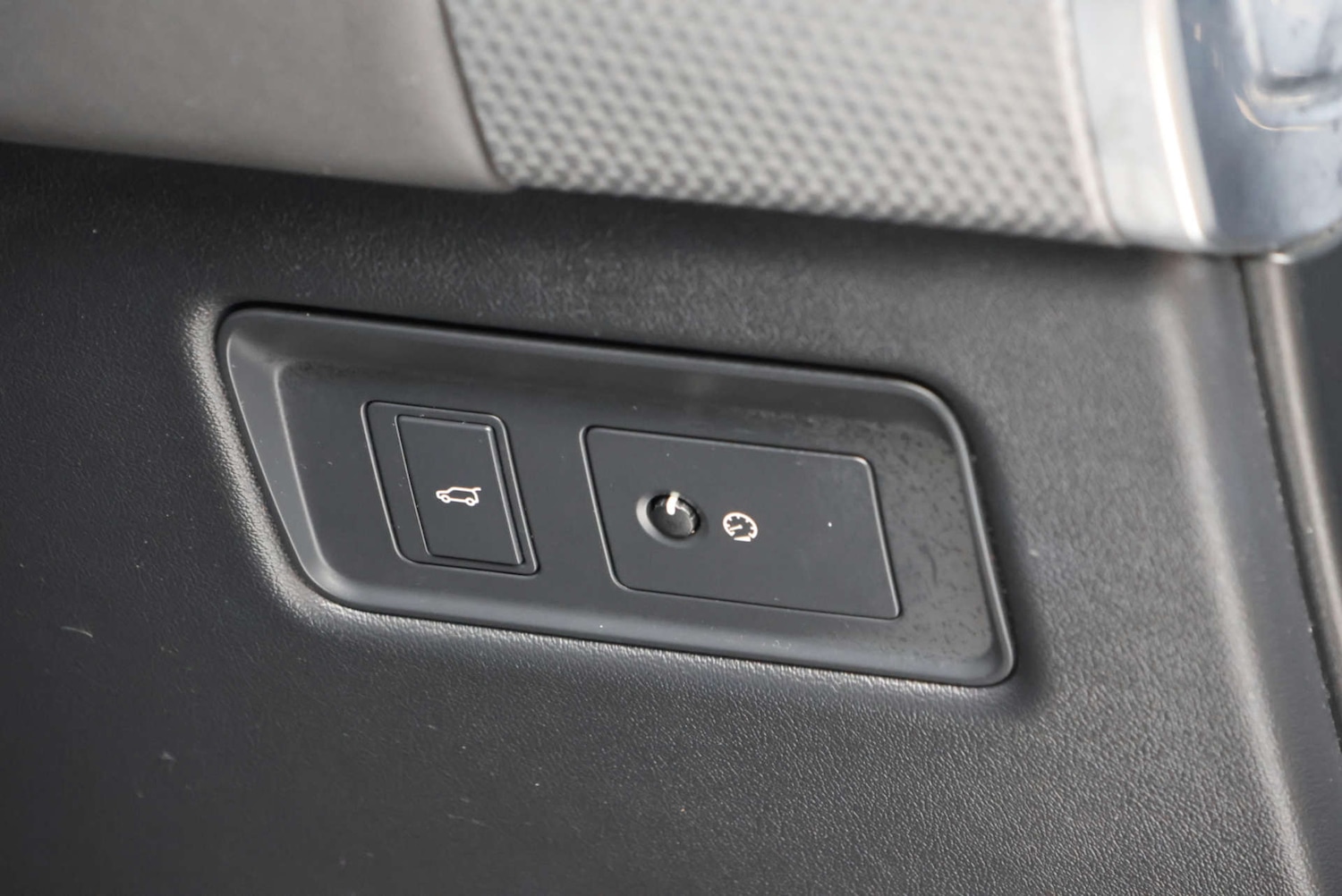 Used Land Rover Range Rover Sport 2018 for sale - 76601163: Photo 35