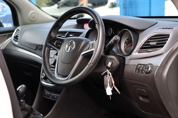 Used Vauxhall Mokka 2015 for sale - 76278556: Photo 4
