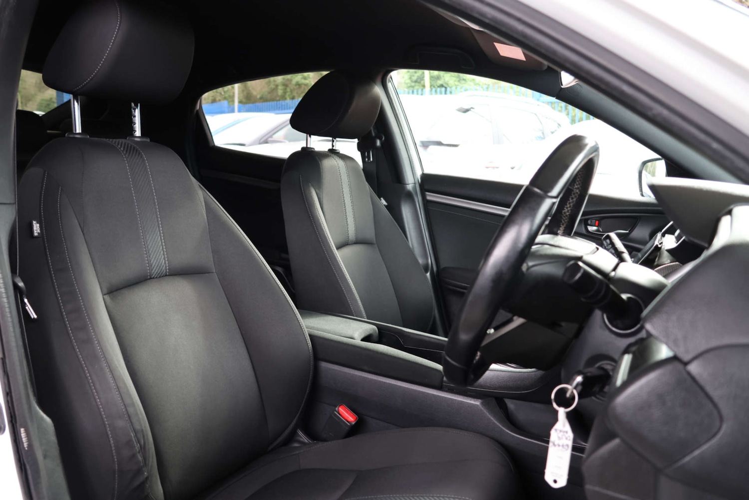 Used Honda Civic 2019 for sale - 77569721: Photo 5