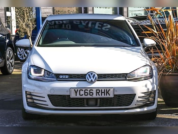 Used Volkswagen Golf 2016 for sale - 75960624: Photo