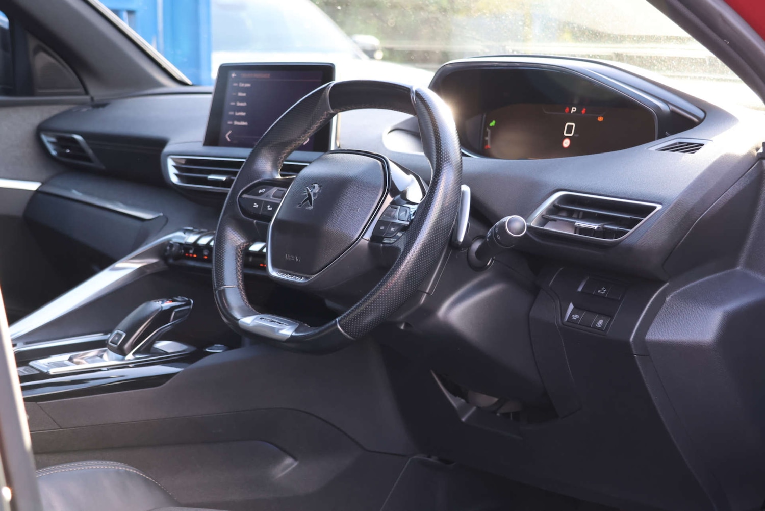 Used Peugeot 3008 2018 for sale - 76669808: Photo 4