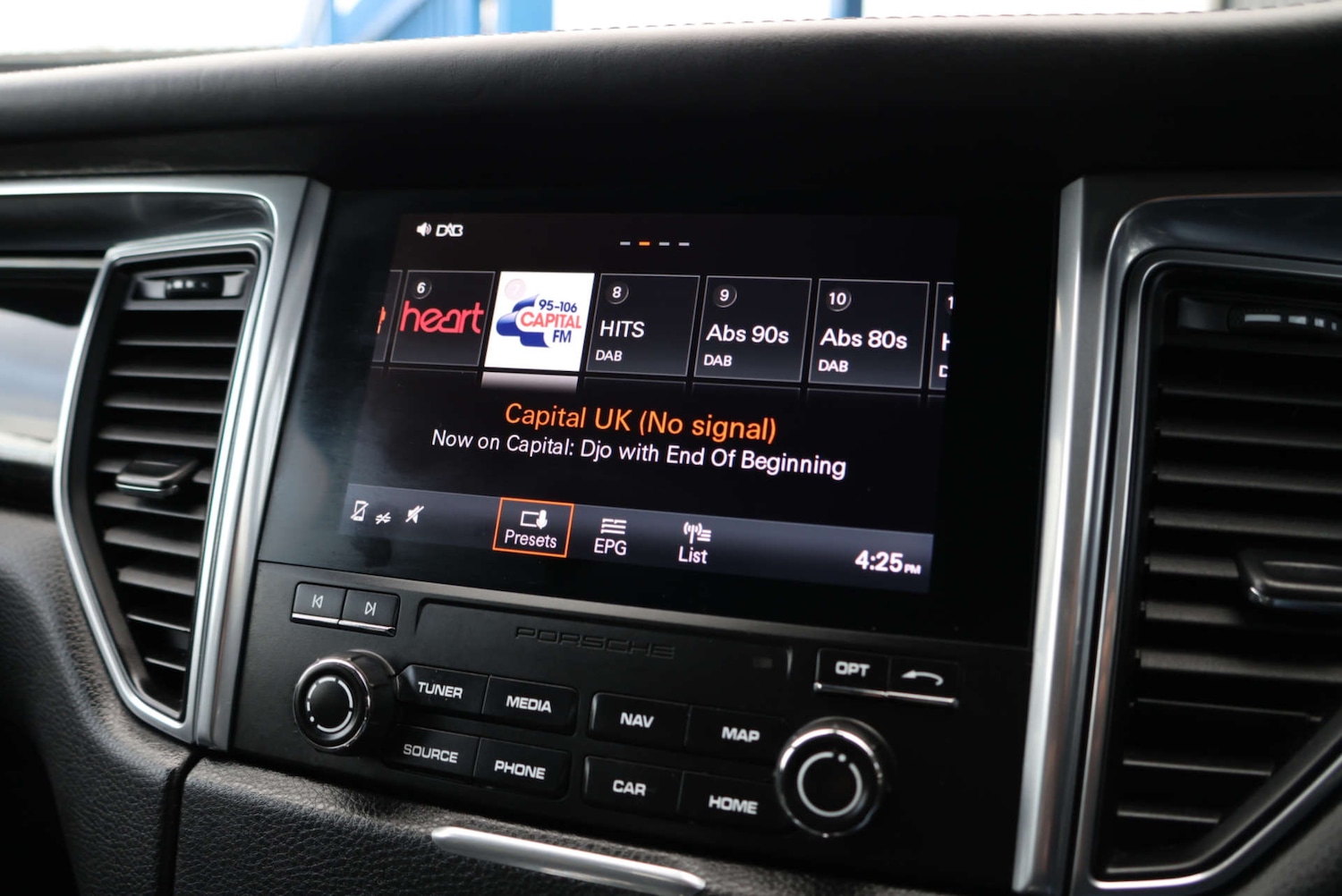 Used Porsche Macan 2016 for sale - 77693773: Photo 33