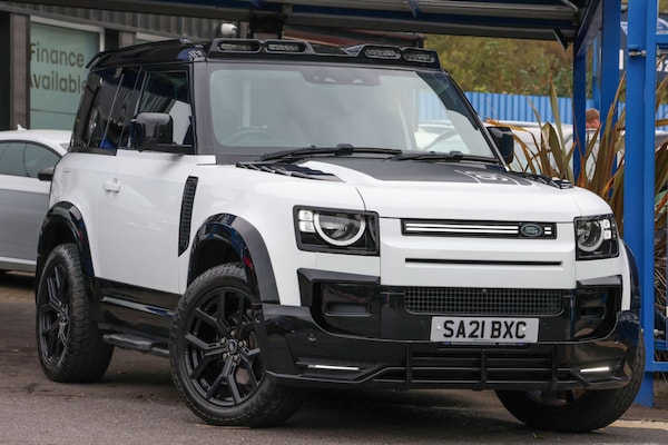 Used Land Rover Defender 2021 for sale - 76304399: Photo 1