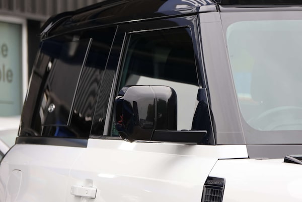 Used Land Rover Defender 2021 for sale - 76304399: Photo 20