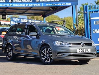 Used Volkswagen Golf 2019 for sale - 79611238: Photo