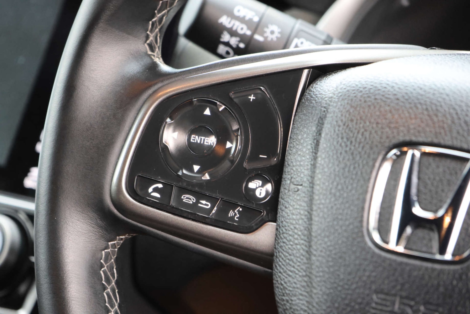 Used Honda Civic 2020 for sale - 76594711: Photo 20