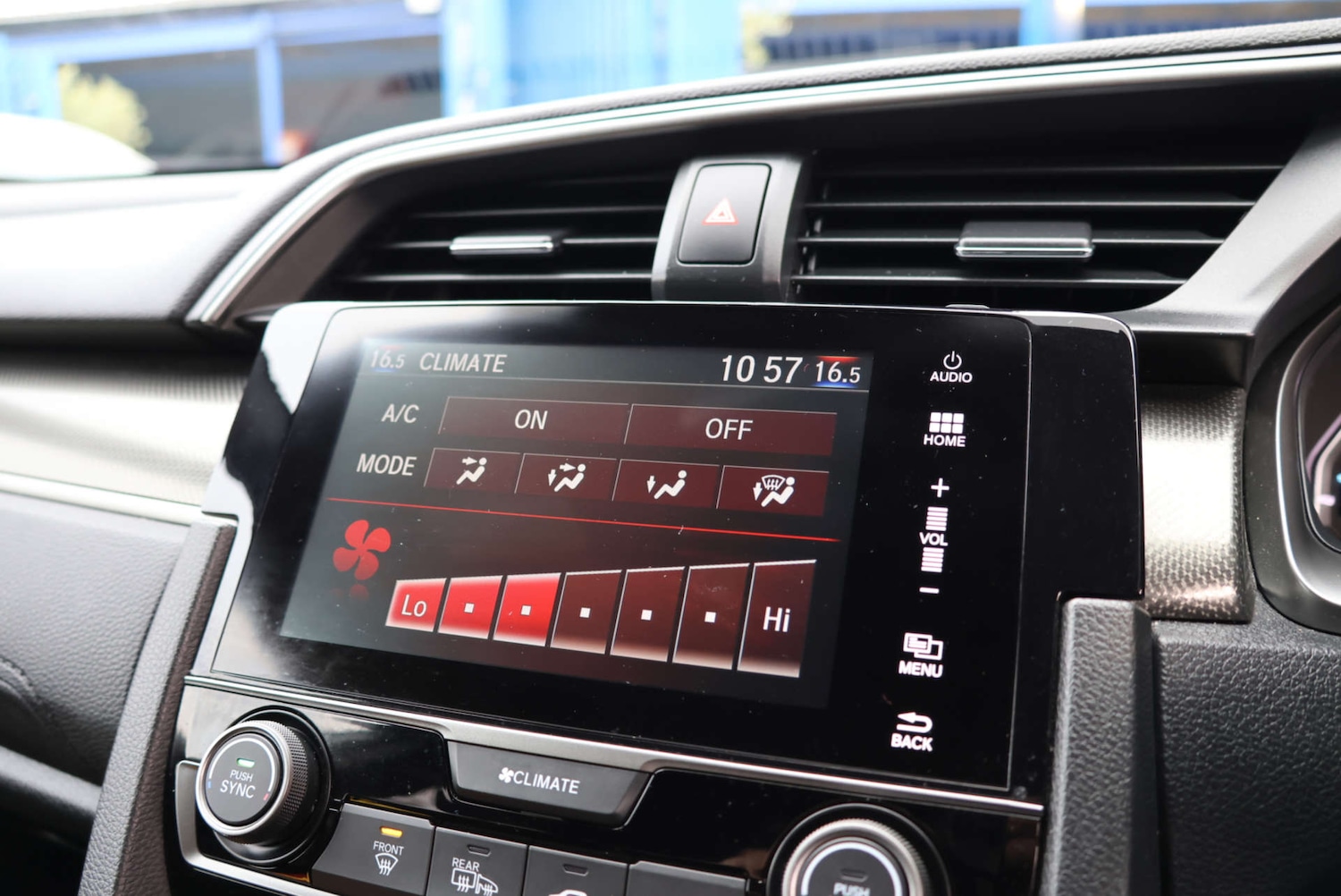 Used Honda Civic 2020 for sale - 76594711: Photo 32