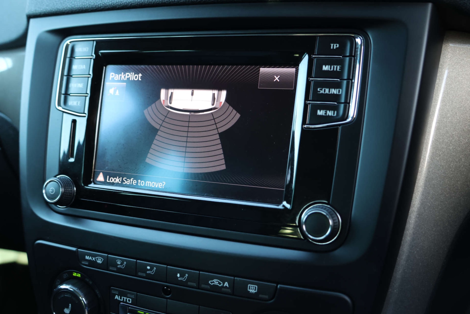 Used Skoda Yeti 2015 for sale - 76601493: Photo 26