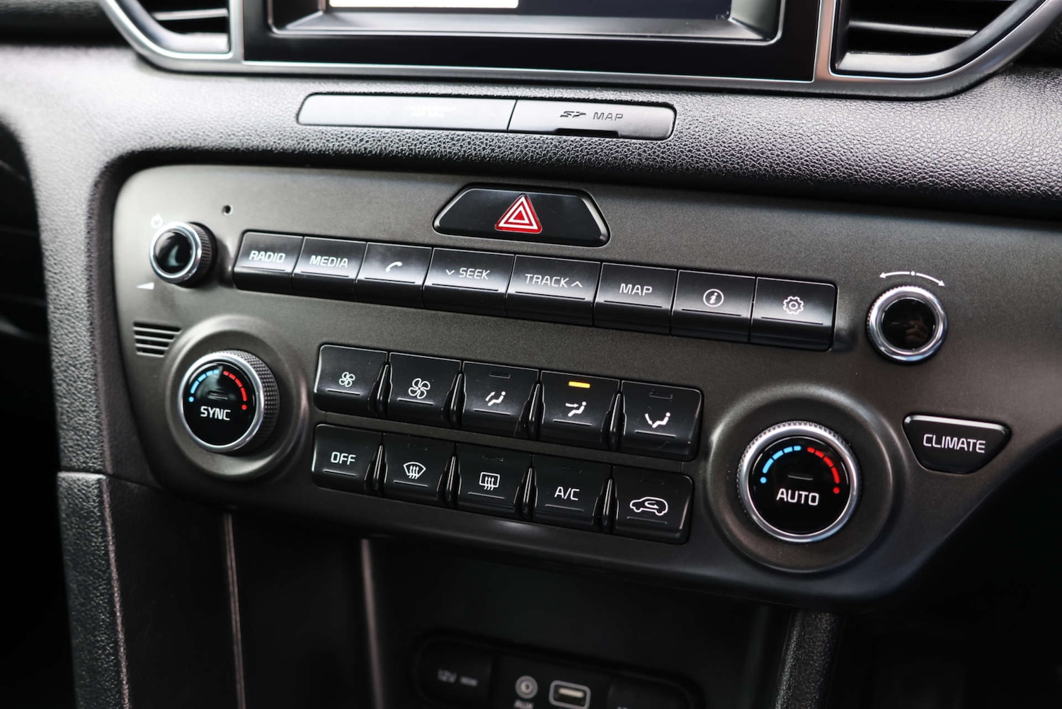 Used Kia Sportage 2018 for sale - 77780910: Photo 19