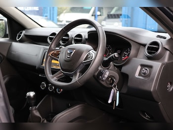 Used Dacia Duster 2019 for sale - 77847596: Photo