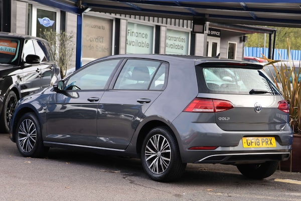 Used Volkswagen Golf 2018 for sale - 76304402: Photo 11