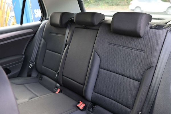 Used Volkswagen Golf 2018 for sale - 76304402: Photo 7