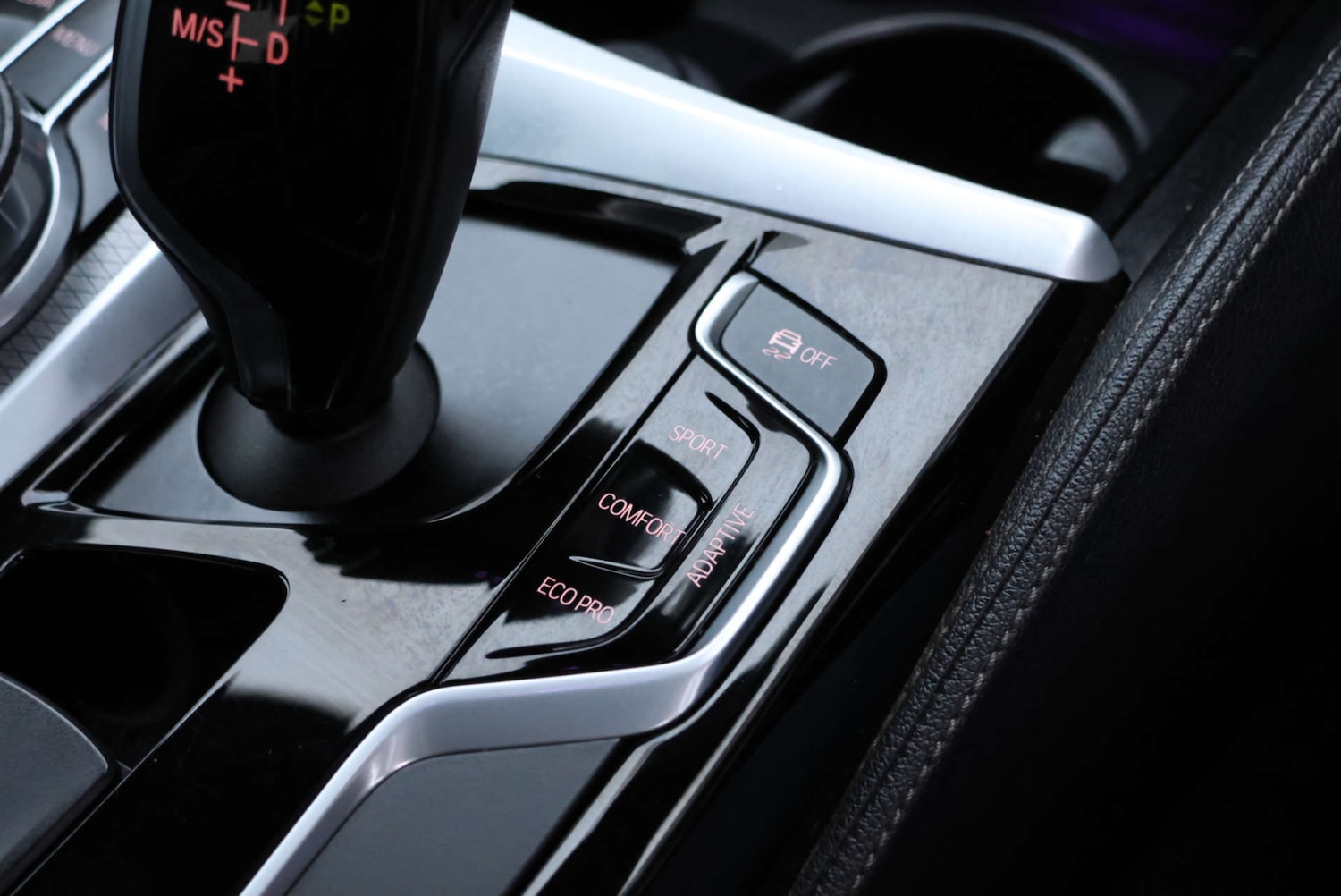 Used BMW 5 Series 2017 for sale - 77118036: Photo 32